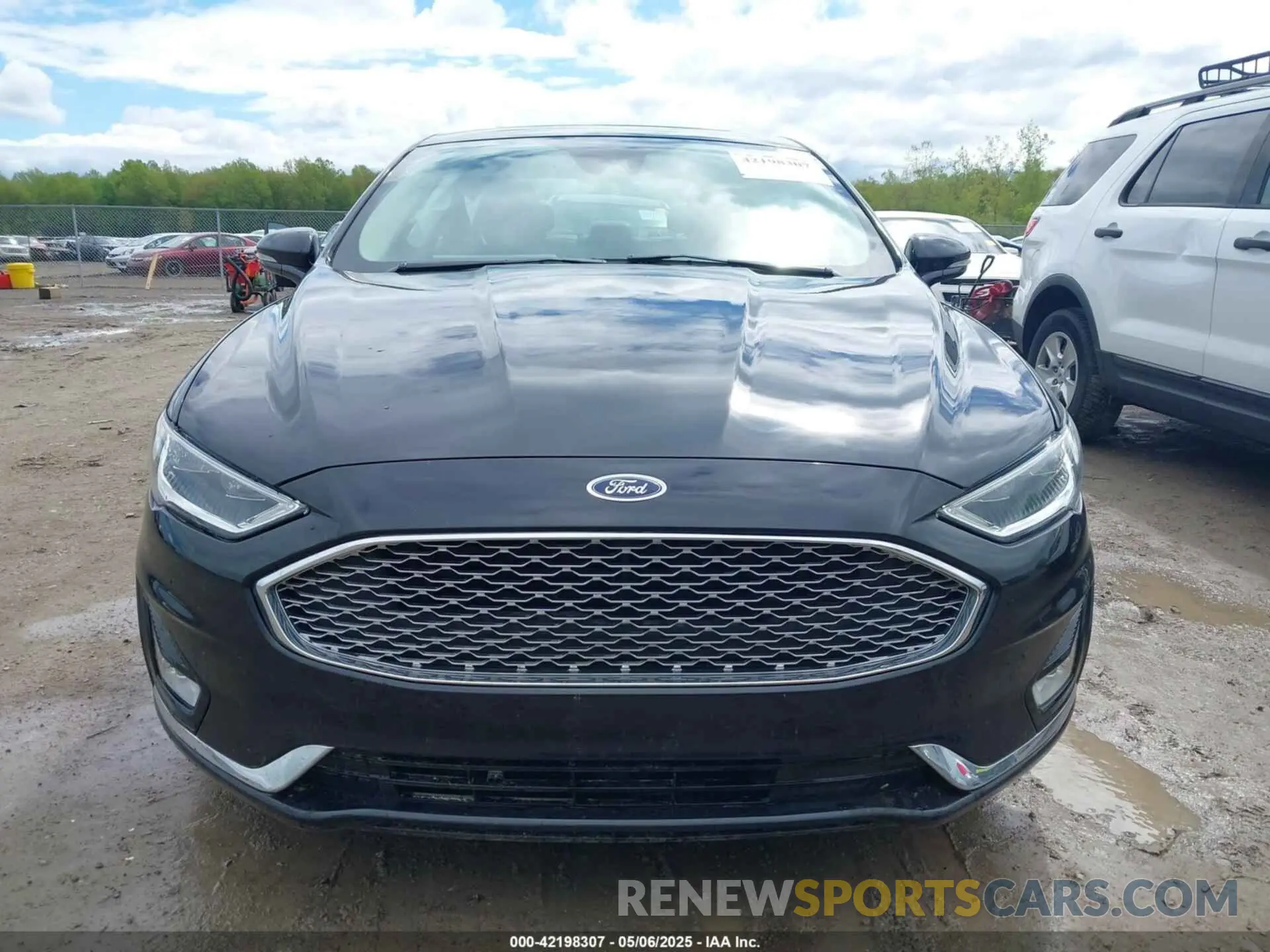 12 Фотография поврежденного автомобиля 3FA6P0K92KR248521 FORD FUSION 2019