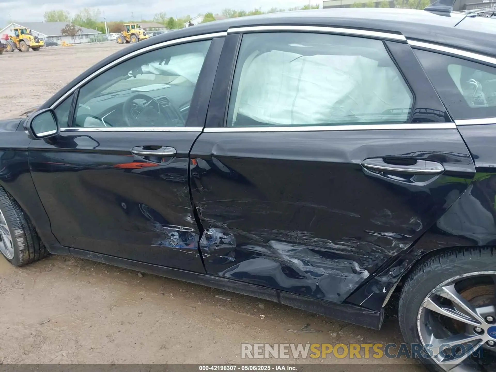 14 Фотография поврежденного автомобиля 3FA6P0K92KR248521 FORD FUSION 2019