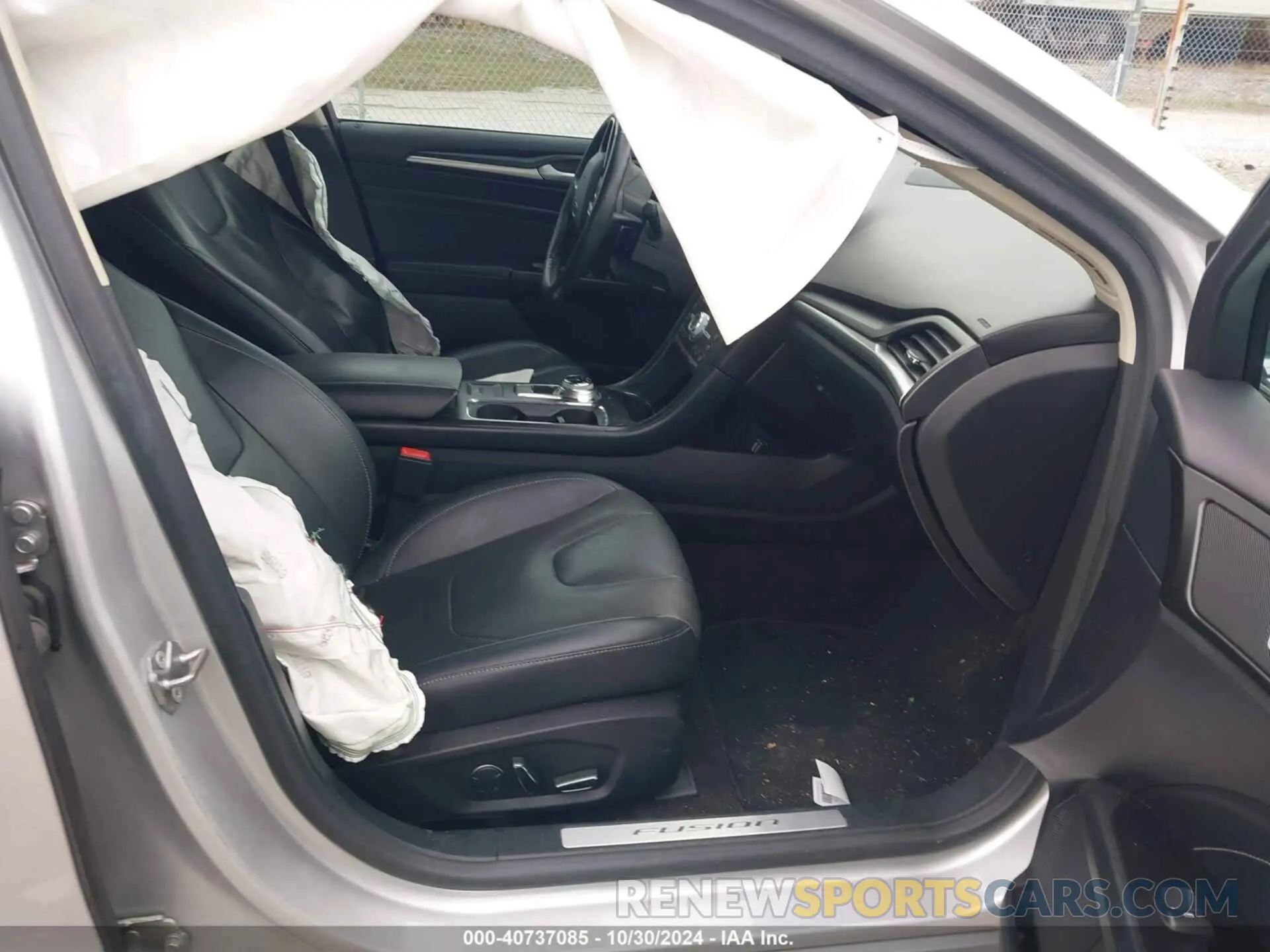 5 Photograph of a damaged car 3FA6P0K96KR120749 FORD FUSION 2019