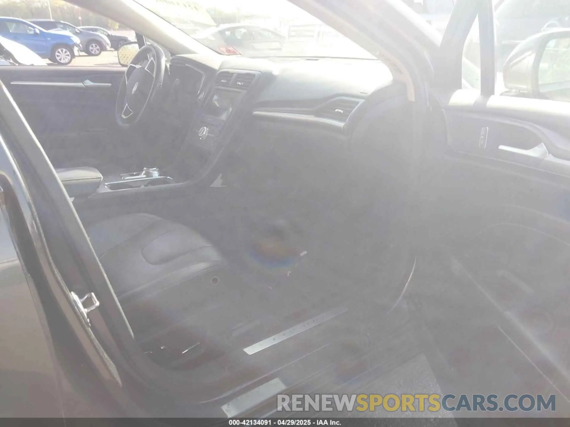 5 Photograph of a damaged car 3FA6P0K99KR279734 FORD FUSION 2019