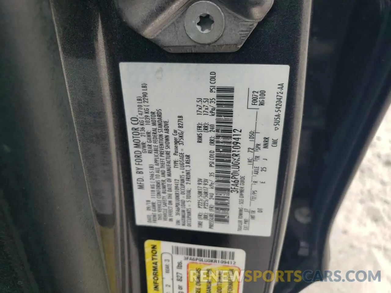 12 Photograph of a damaged car 3FA6P0LU0KR109412 FORD FUSION 2019