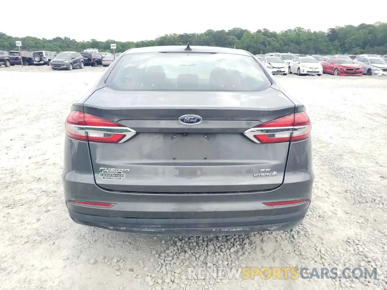 6 Photograph of a damaged car 3FA6P0LU0KR109412 FORD FUSION 2019