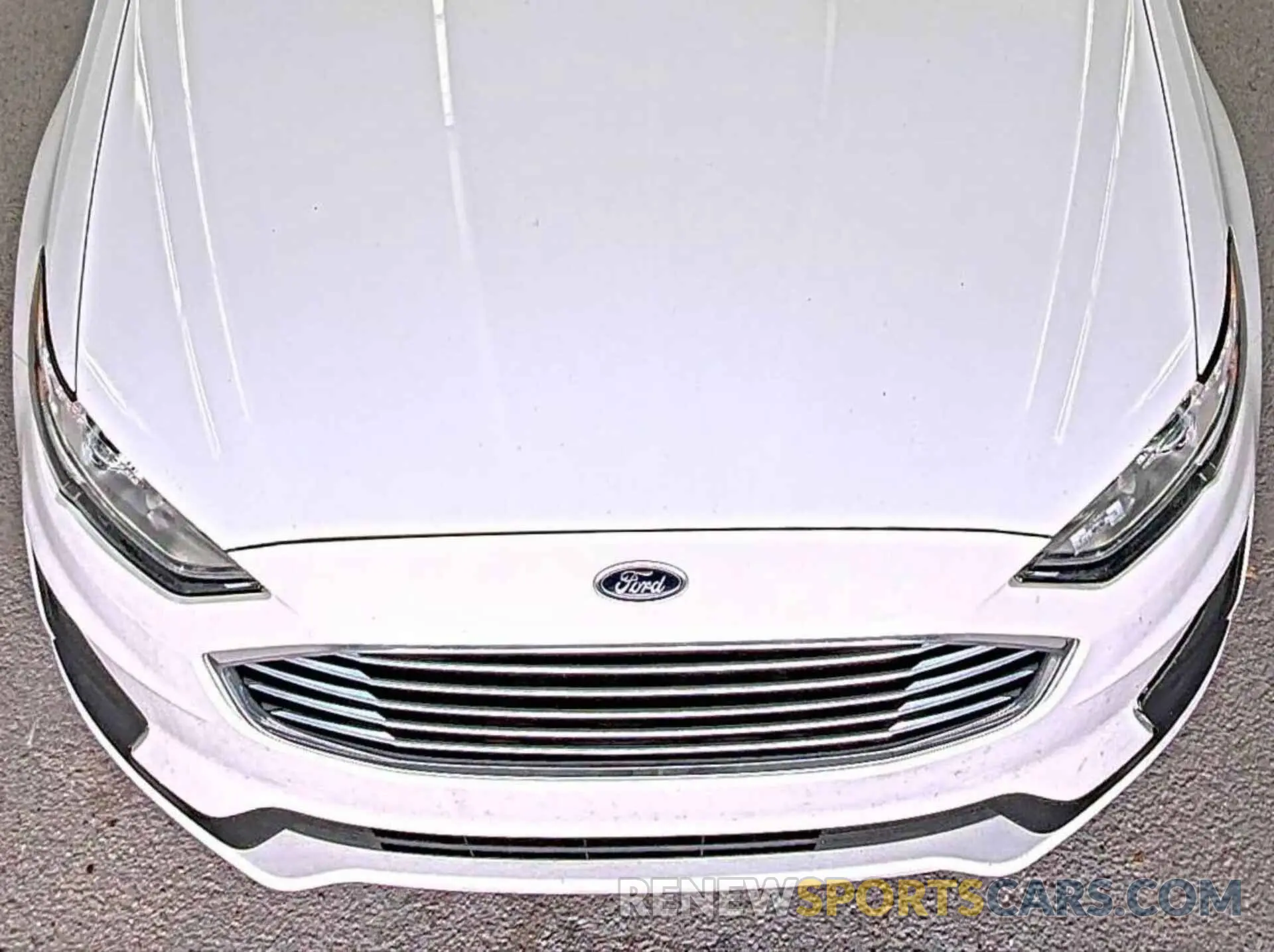 5 Photograph of a damaged car 3FA6P0LU0KR285585 FORD FUSION 2019