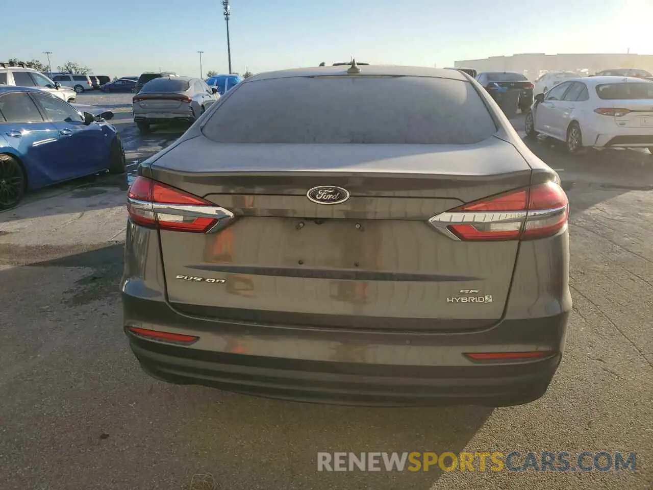 6 Фотография поврежденного автомобиля 3FA6P0LU1KR188623 FORD FUSION 2019