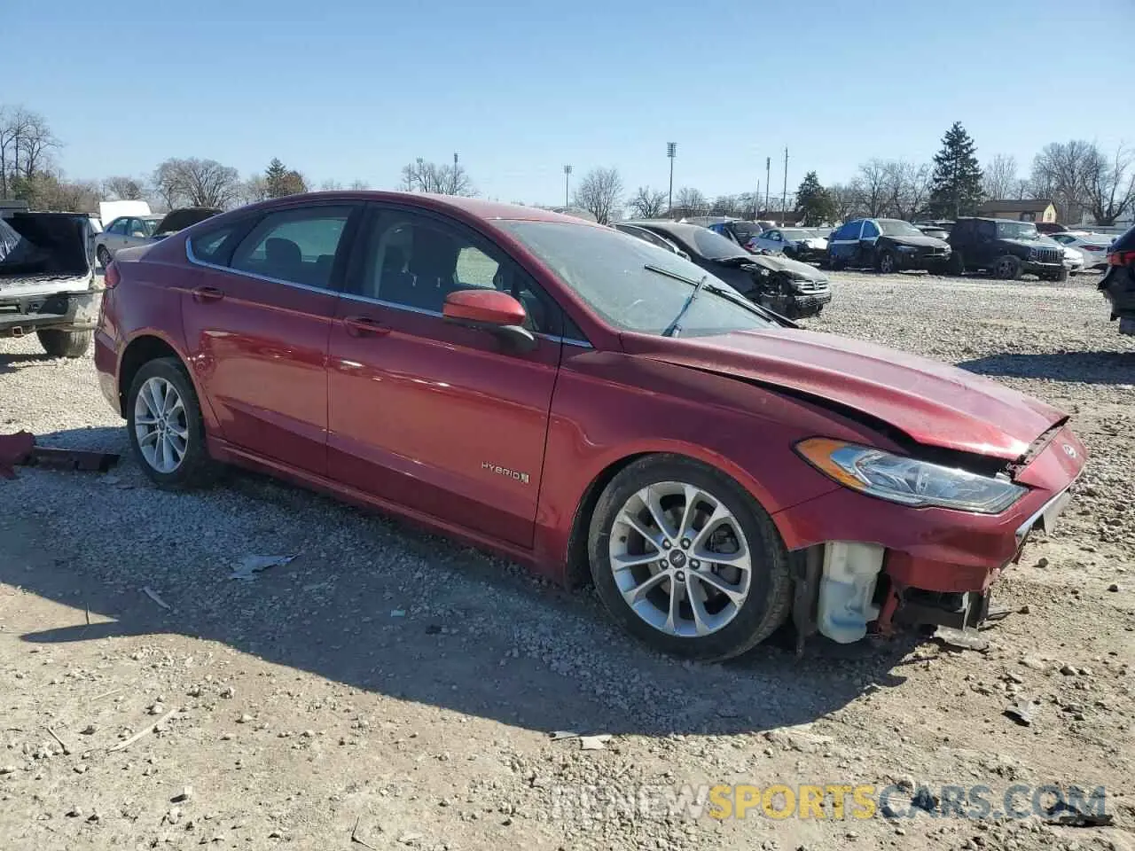 4 Фотография поврежденного автомобиля 3FA6P0LU1KR210538 FORD FUSION 2019