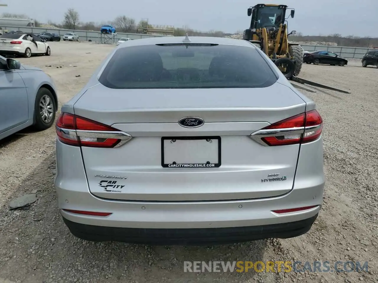 6 Фотография поврежденного автомобиля 3FA6P0LU1KR272571 FORD FUSION 2019