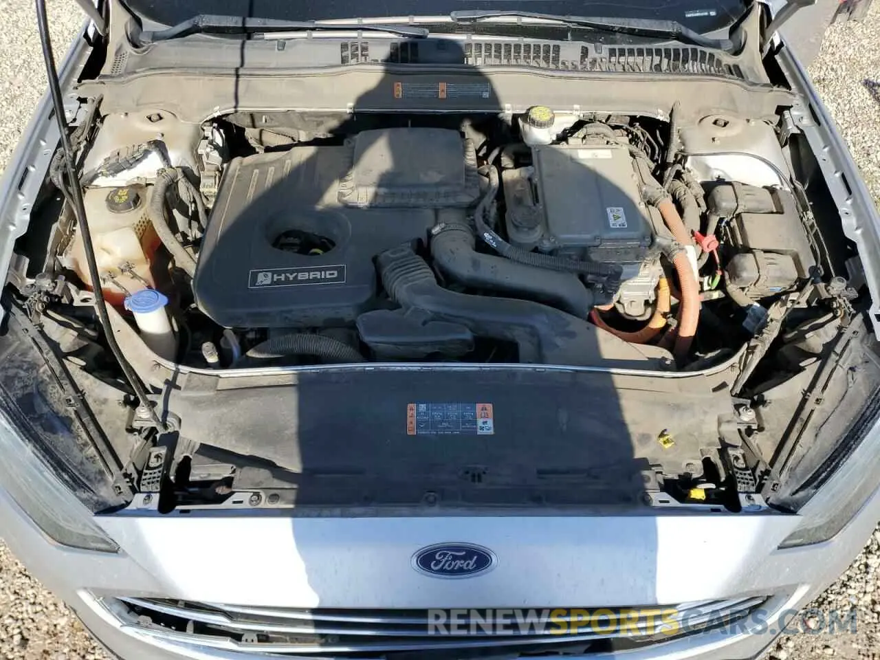 11 Photograph of a damaged car 3FA6P0LU2KR121335 FORD FUSION 2019