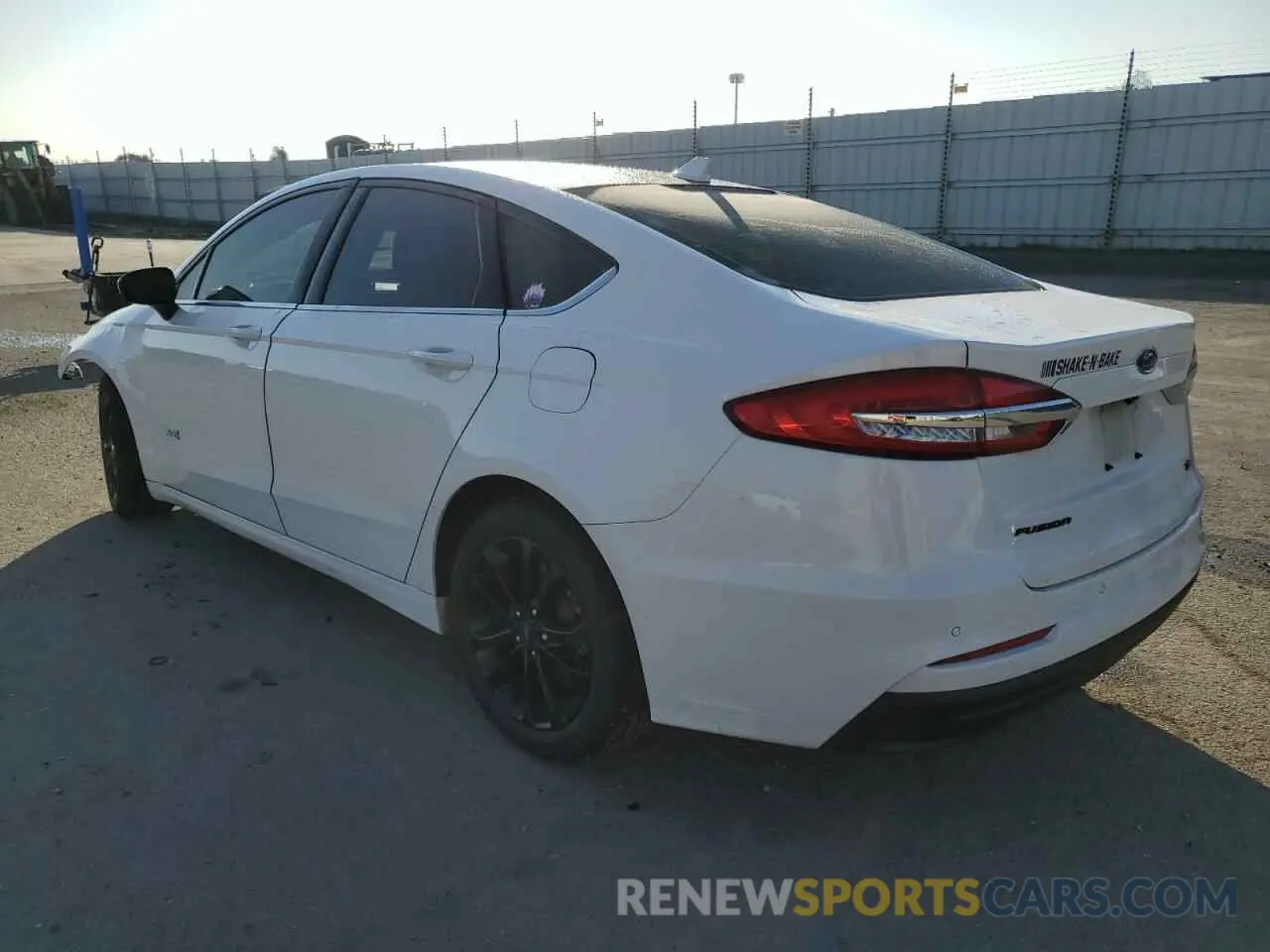 2 Photograph of a damaged car 3FA6P0LU2KR179056 FORD FUSION 2019