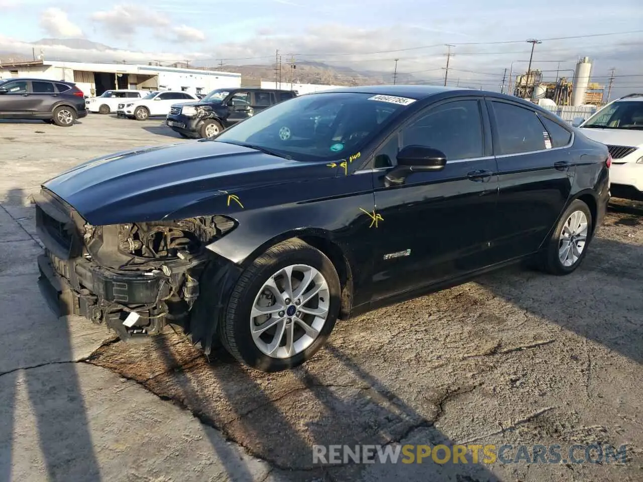 1 Photograph of a damaged car 3FA6P0LU2KR236825 FORD FUSION 2019