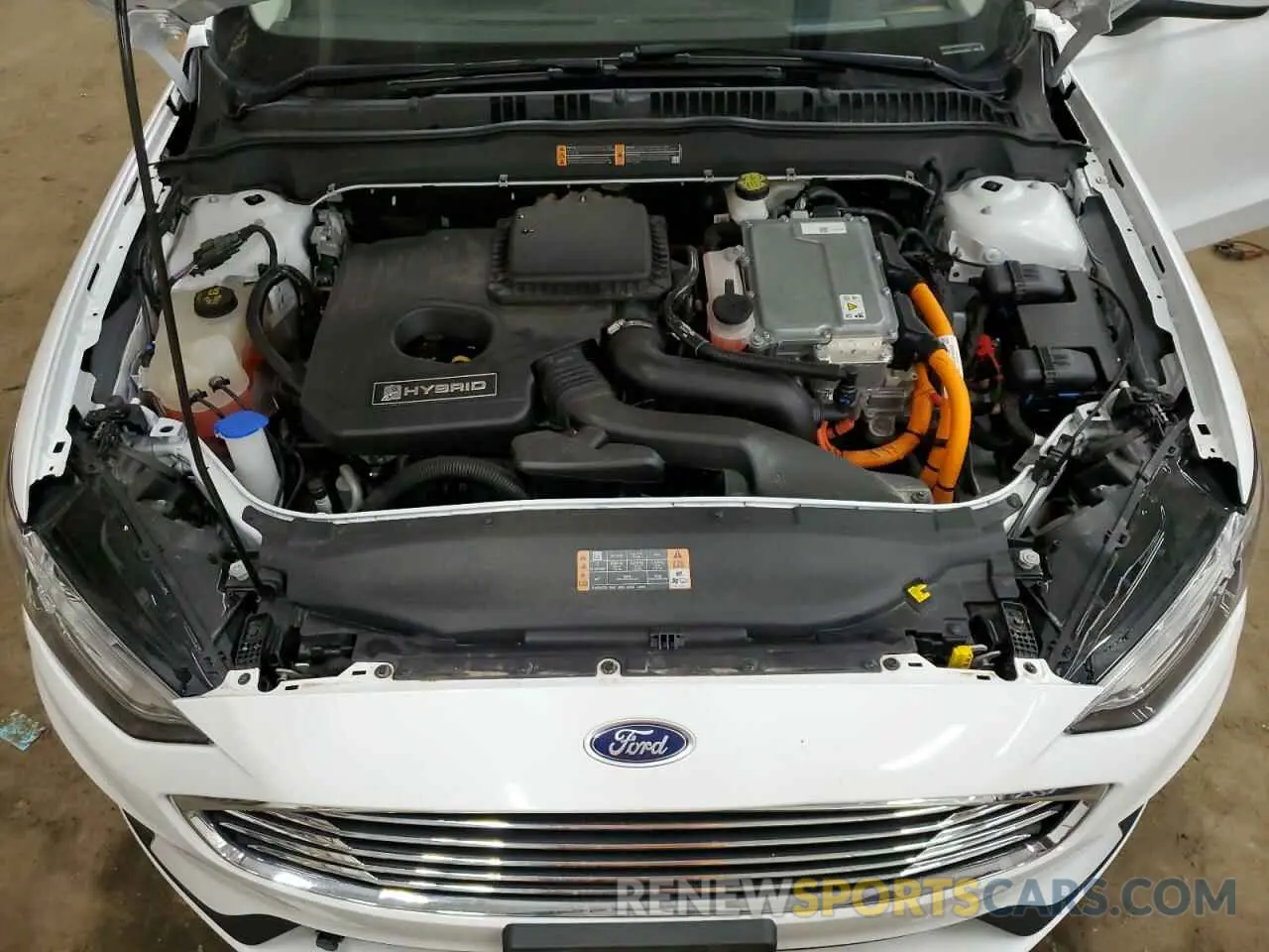 11 Photograph of a damaged car 3FA6P0LU2KR285104 FORD FUSION 2019