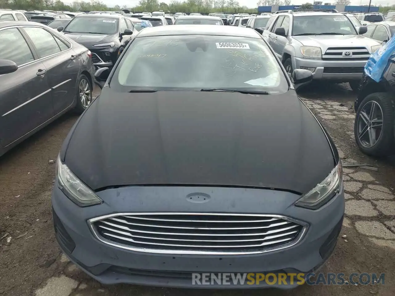 5 Photograph of a damaged car 3FA6P0LU3KR167210 FORD FUSION 2019