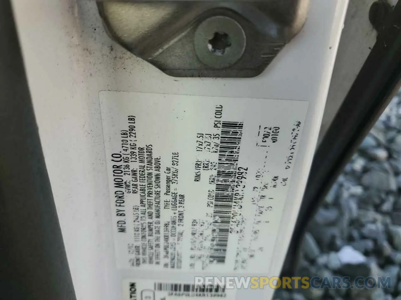 12 Фотография поврежденного автомобиля 3FA6P0LU4KR139982 FORD FUSION 2019