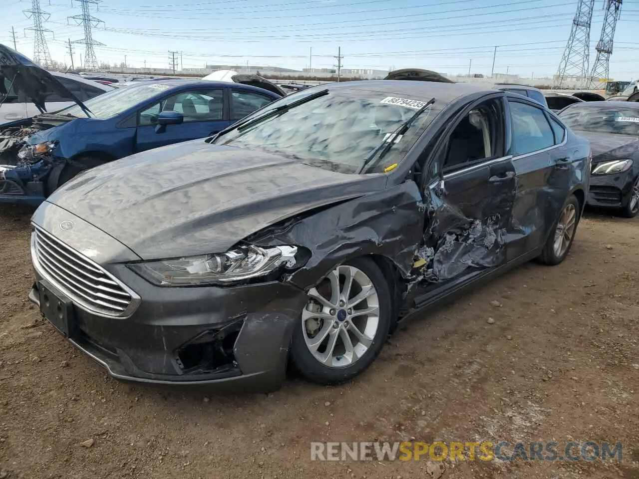 1 Фотография поврежденного автомобиля 3FA6P0LU4KR274282 FORD FUSION 2019