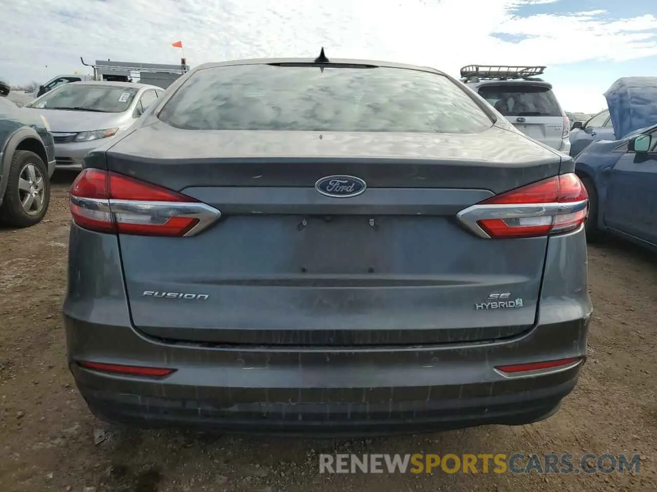 6 Фотография поврежденного автомобиля 3FA6P0LU4KR274282 FORD FUSION 2019