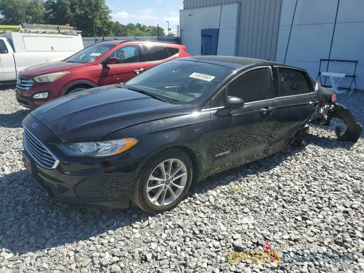 1 Photograph of a damaged car 3FA6P0LU5KR121068 FORD FUSION 2019