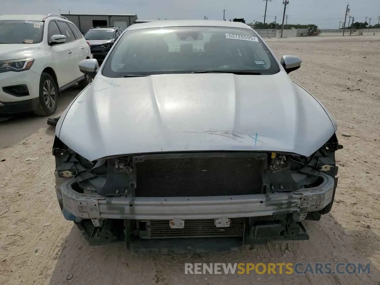 5 Photograph of a damaged car 3FA6P0LU5KR187765 FORD FUSION 2019