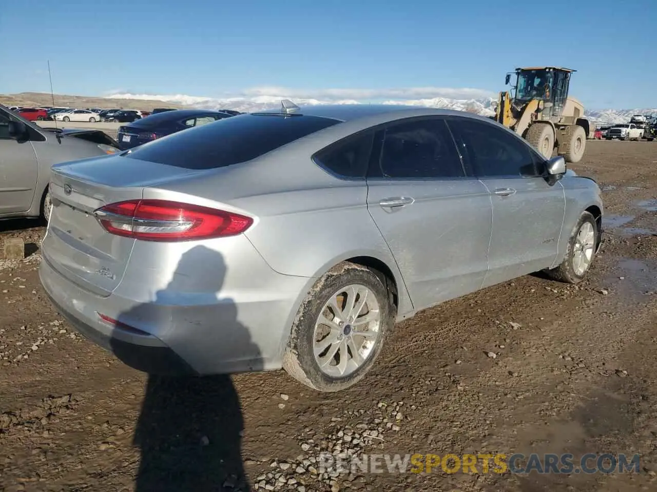 3 Photograph of a damaged car 3FA6P0LU5KR205570 FORD FUSION 2019
