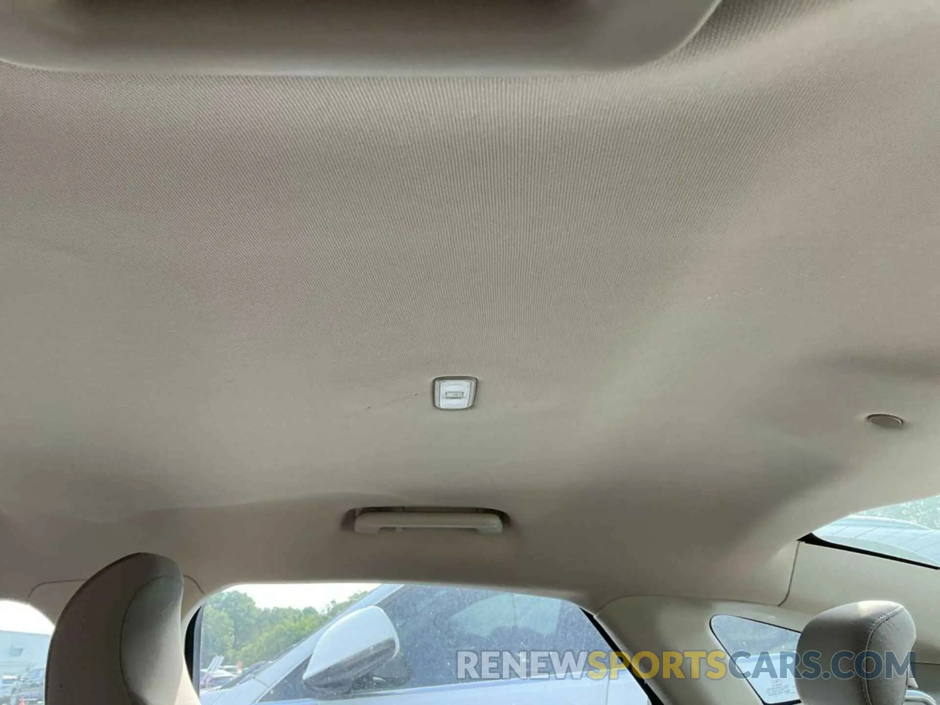 27 Photograph of a damaged car 3FA6P0LU5KR255630 FORD FUSION 2019