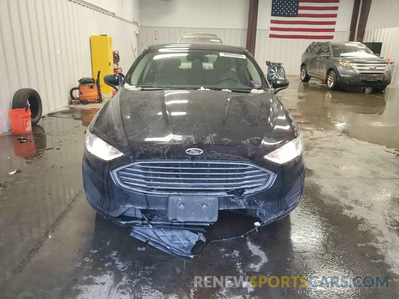 5 Photograph of a damaged car 3FA6P0LU6KR100813 FORD FUSION 2019
