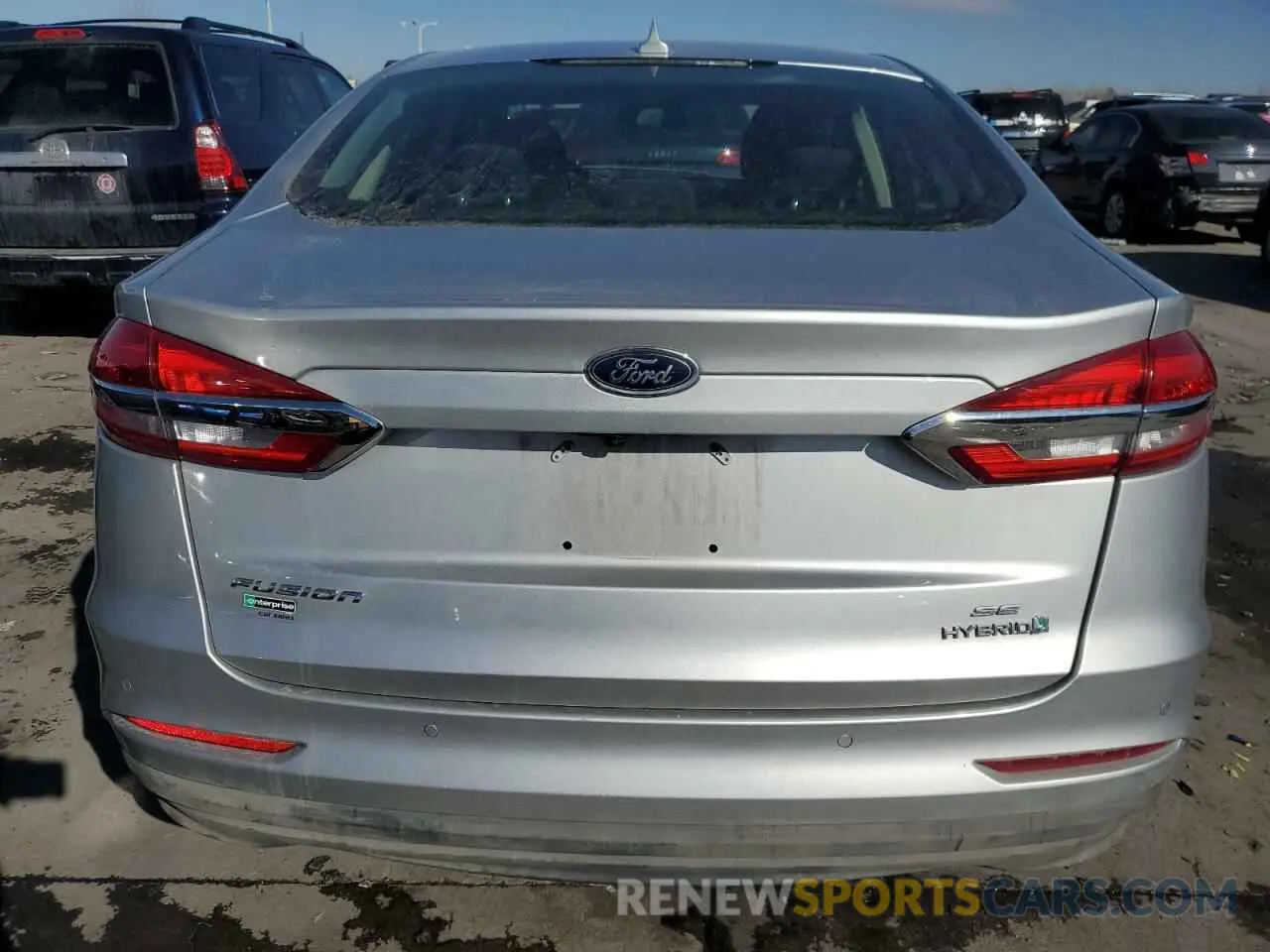 6 Фотография поврежденного автомобиля 3FA6P0LU6KR106420 FORD FUSION 2019
