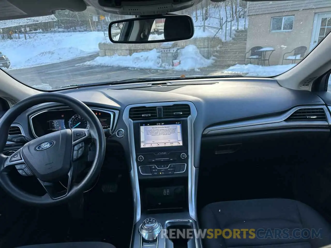 9 Фотография поврежденного автомобиля 3FA6P0LU6KR120866 FORD FUSION 2019