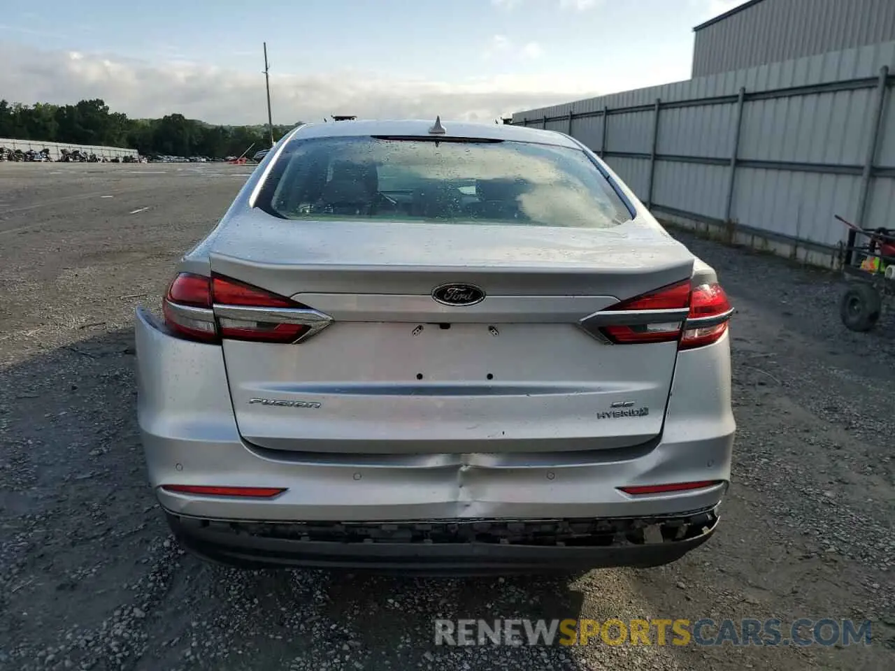 6 Photograph of a damaged car 3FA6P0LU6KR226069 FORD FUSION 2019