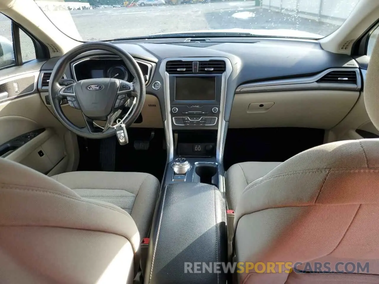 8 Photograph of a damaged car 3FA6P0LU6KR226069 FORD FUSION 2019