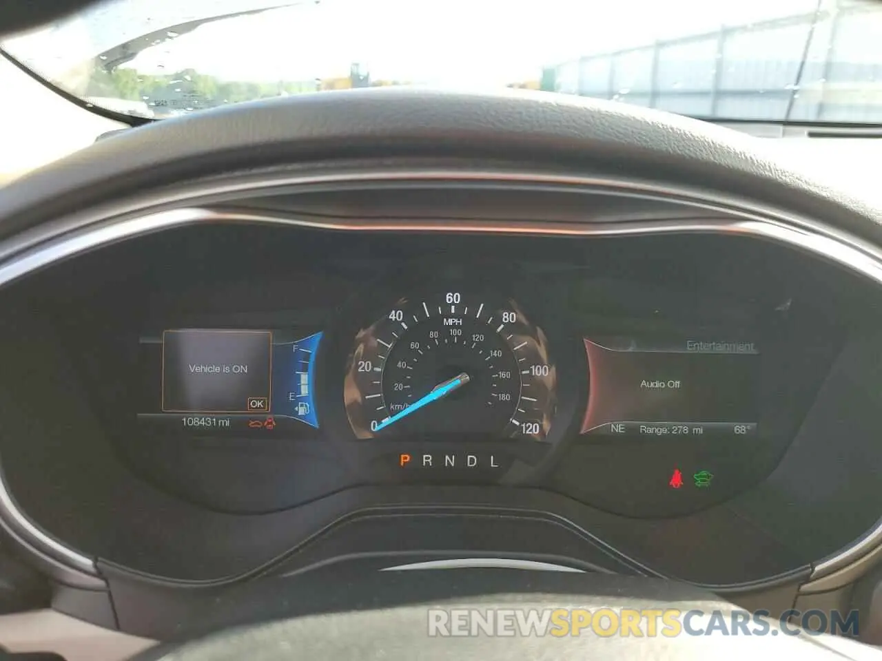 9 Photograph of a damaged car 3FA6P0LU6KR226069 FORD FUSION 2019