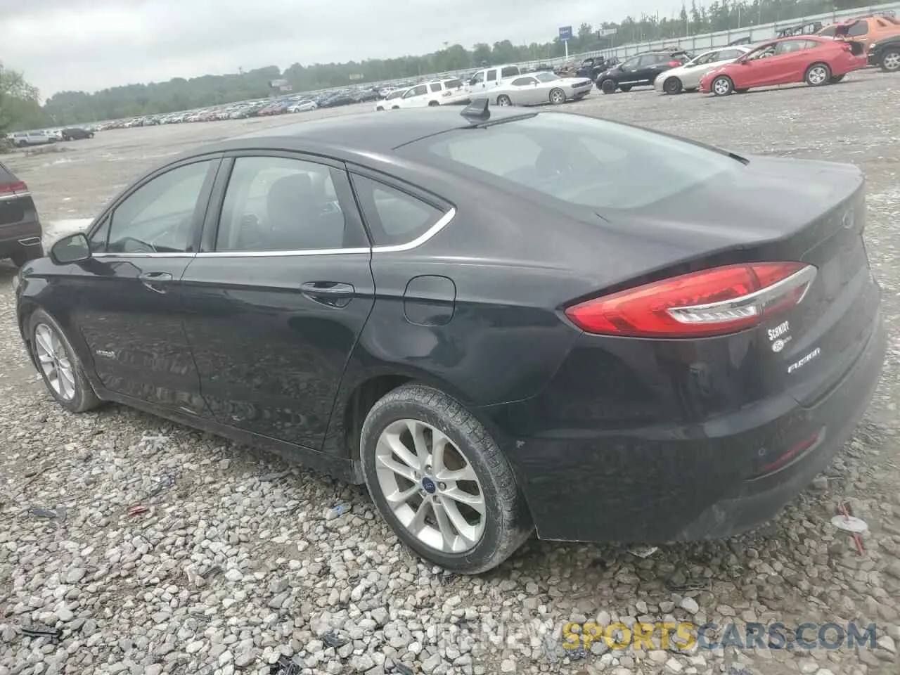 2 Photograph of a damaged car 3FA6P0LU7KR205263 FORD FUSION 2019