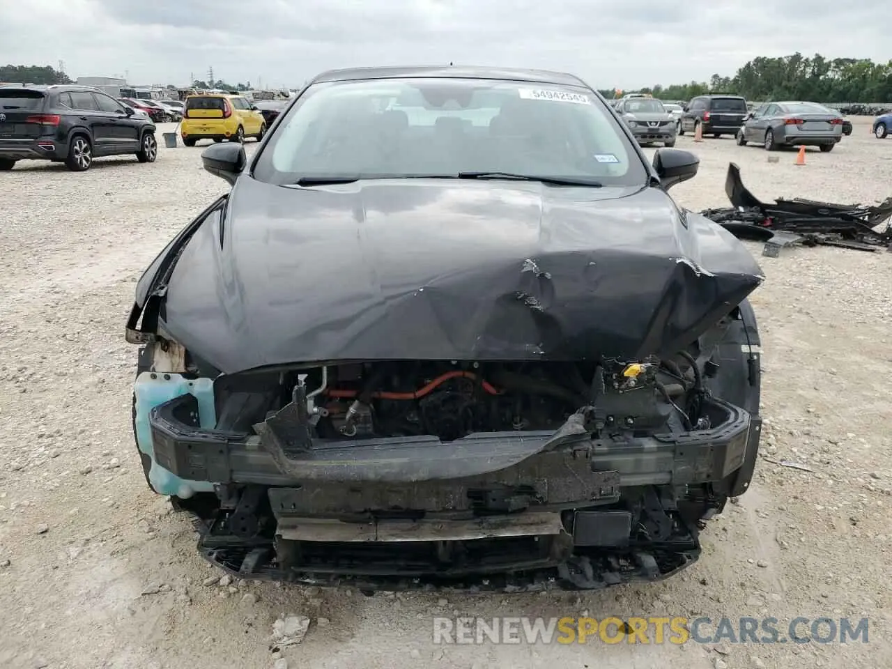 5 Фотография поврежденного автомобиля 3FA6P0LU8KR118293 FORD FUSION 2019