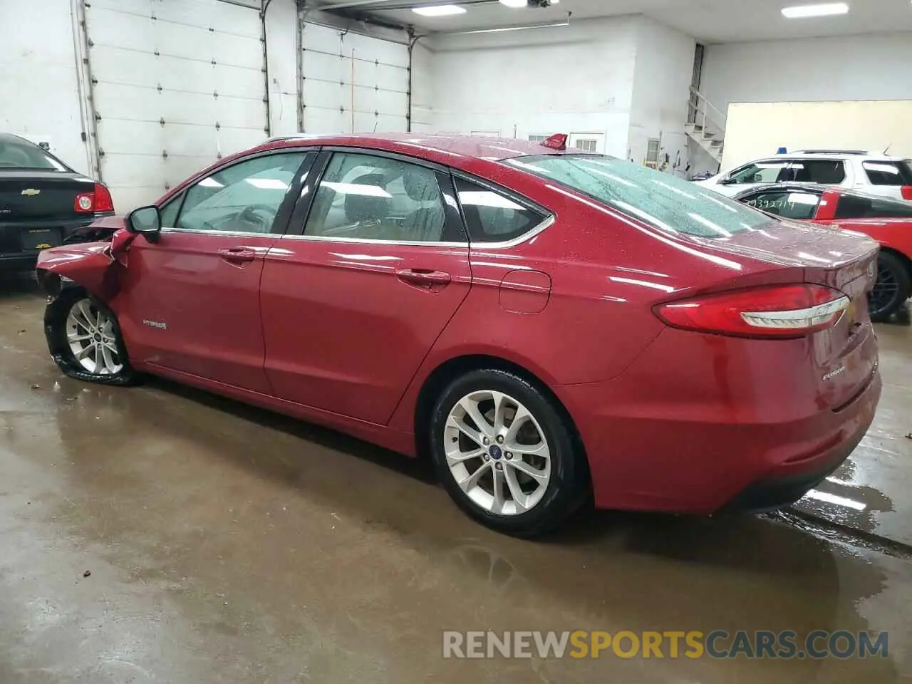 2 Photograph of a damaged car 3FA6P0LU8KR195701 FORD FUSION 2019