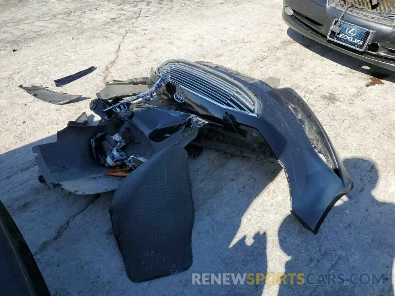 12 Фотография поврежденного автомобиля 3FA6P0LU8KR238482 FORD FUSION 2019