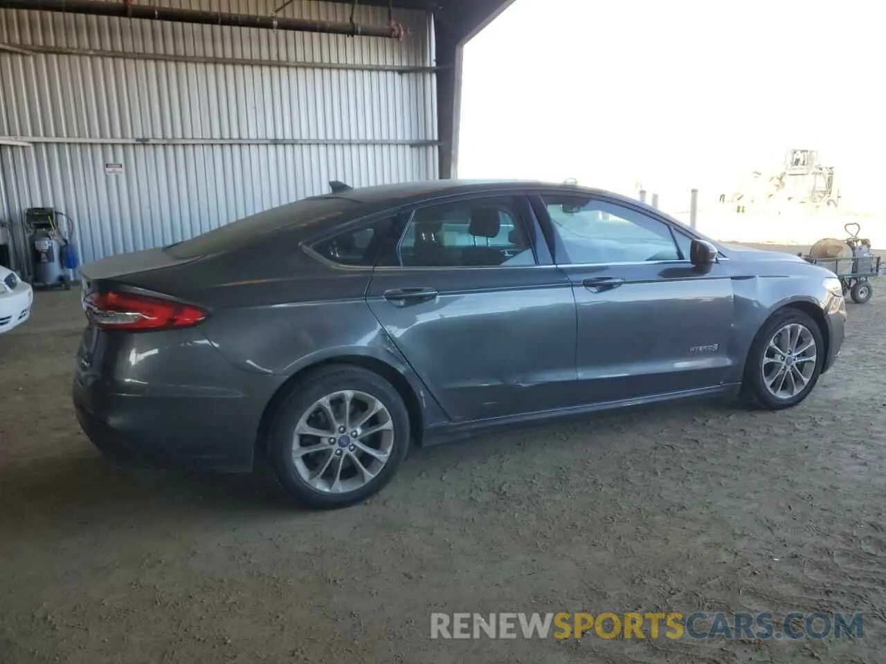 3 Photograph of a damaged car 3FA6P0LU9KR104774 FORD FUSION 2019