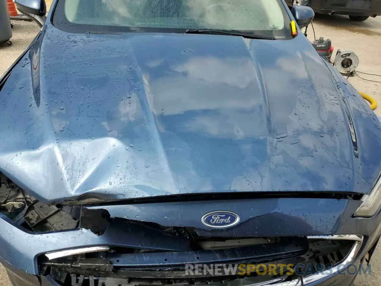 11 Photograph of a damaged car 3FA6P0LU9KR107657 FORD FUSION 2019