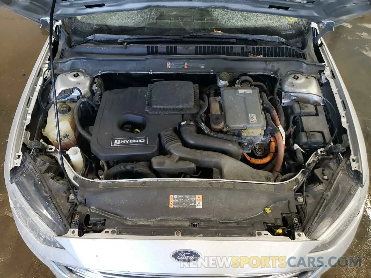 11 Фотография поврежденного автомобиля 3FA6P0LU9KR143882 FORD FUSION 2019