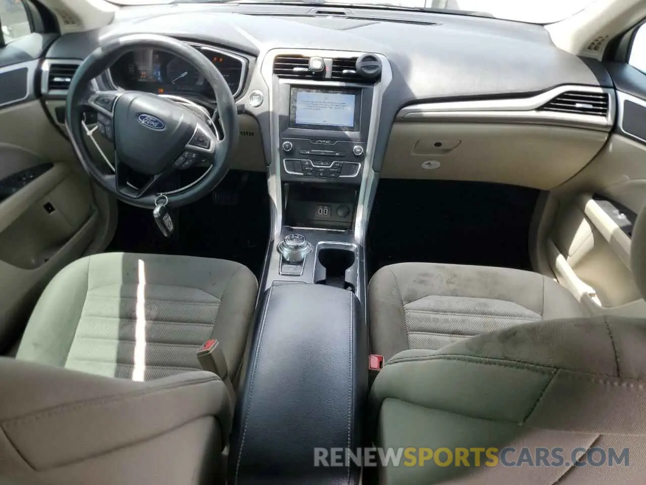 8 Фотография поврежденного автомобиля 3FA6P0LU9KR188398 FORD FUSION 2019