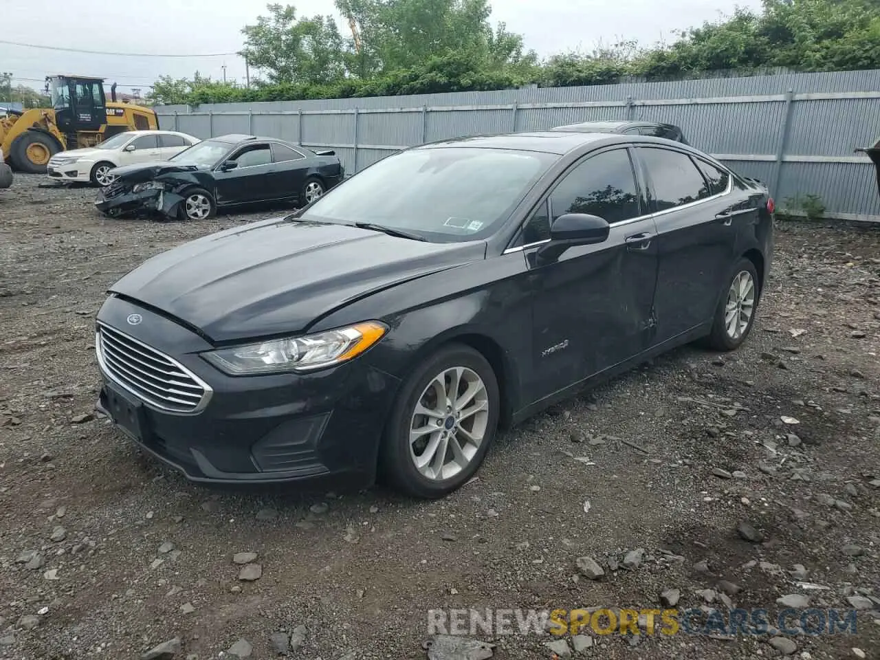 1 Photograph of a damaged car 3FA6P0LU9KR220797 FORD FUSION 2019