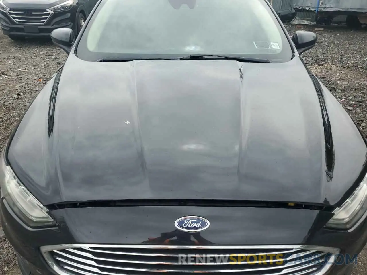 11 Photograph of a damaged car 3FA6P0LU9KR220797 FORD FUSION 2019
