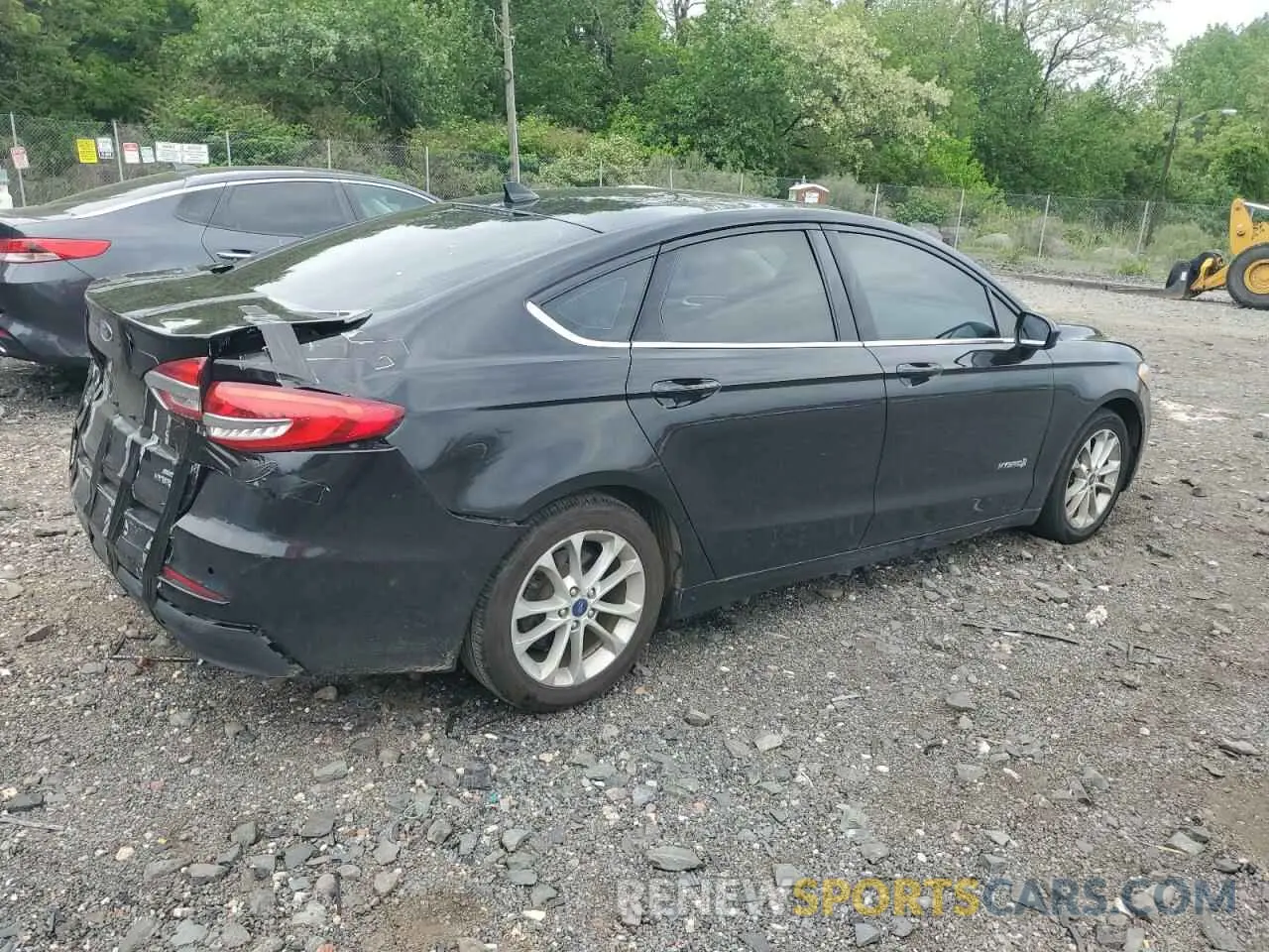 3 Photograph of a damaged car 3FA6P0LU9KR220797 FORD FUSION 2019