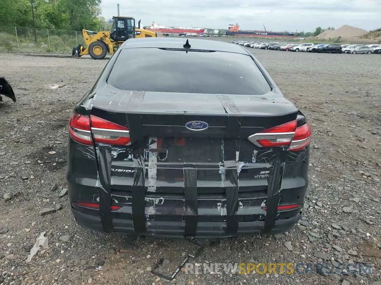 6 Photograph of a damaged car 3FA6P0LU9KR220797 FORD FUSION 2019