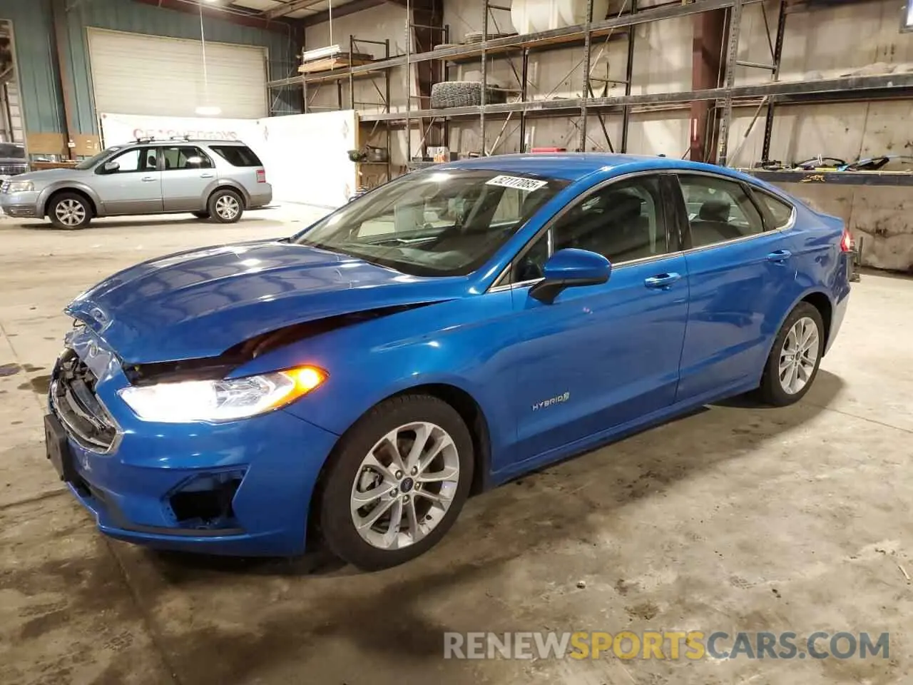 1 Фотография поврежденного автомобиля 3FA6P0LU9KR258773 FORD FUSION 2019