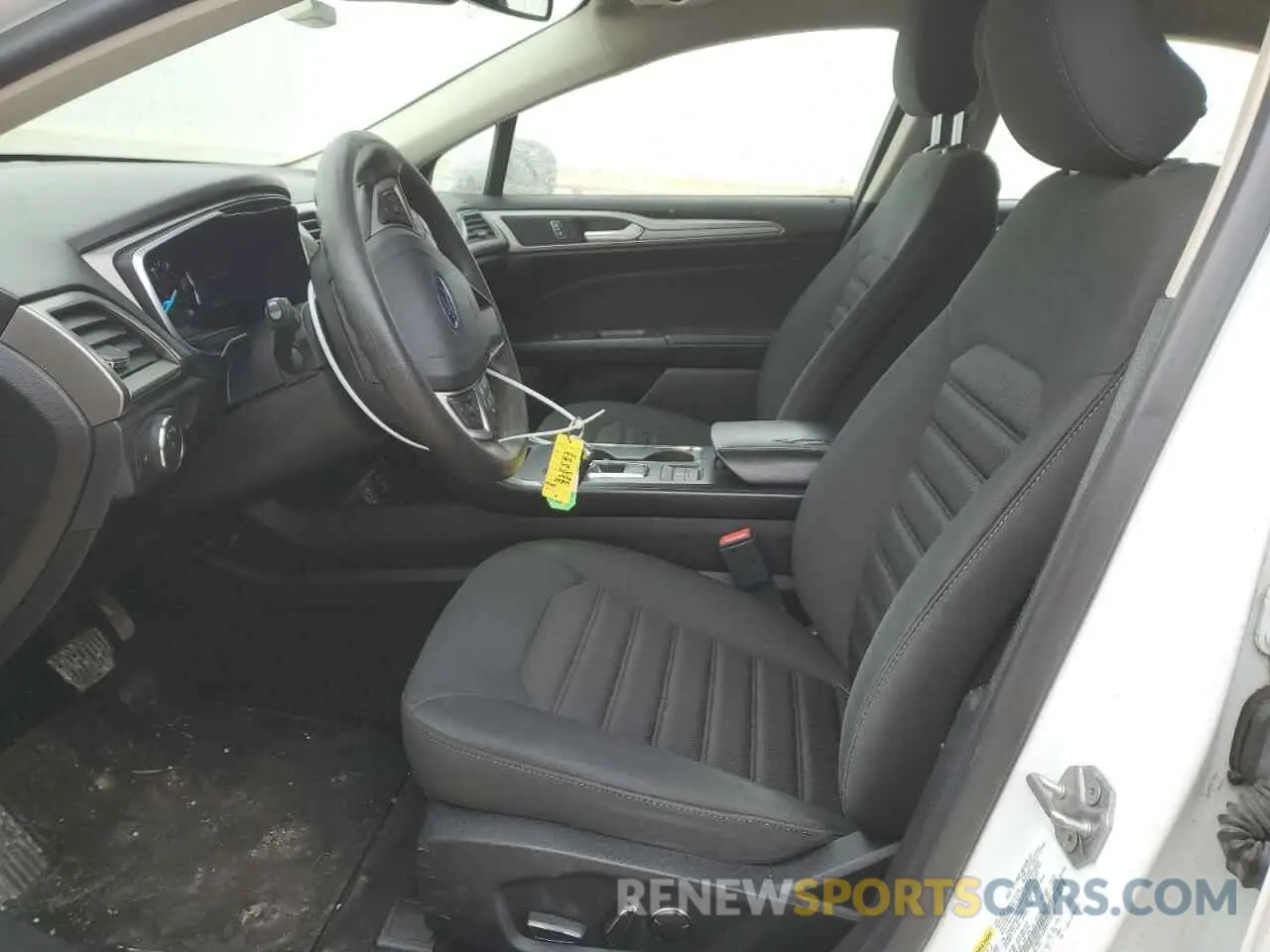 7 Фотография поврежденного автомобиля 3FA6P0LUXKR219349 FORD FUSION 2019