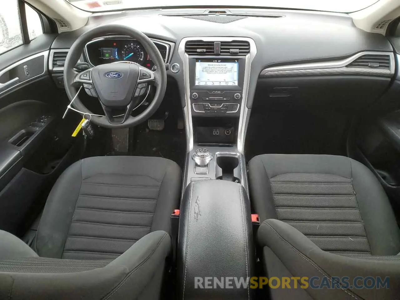 8 Фотография поврежденного автомобиля 3FA6P0LUXKR219349 FORD FUSION 2019