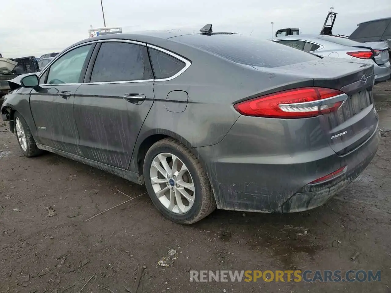 2 Photograph of a damaged car 3FA6P0MU3KR131144 FORD FUSION 2019