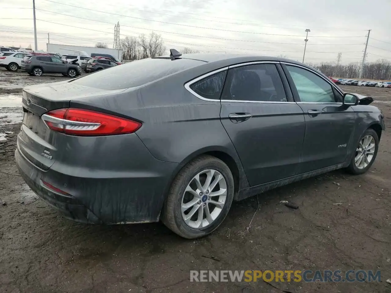 3 Photograph of a damaged car 3FA6P0MU3KR131144 FORD FUSION 2019