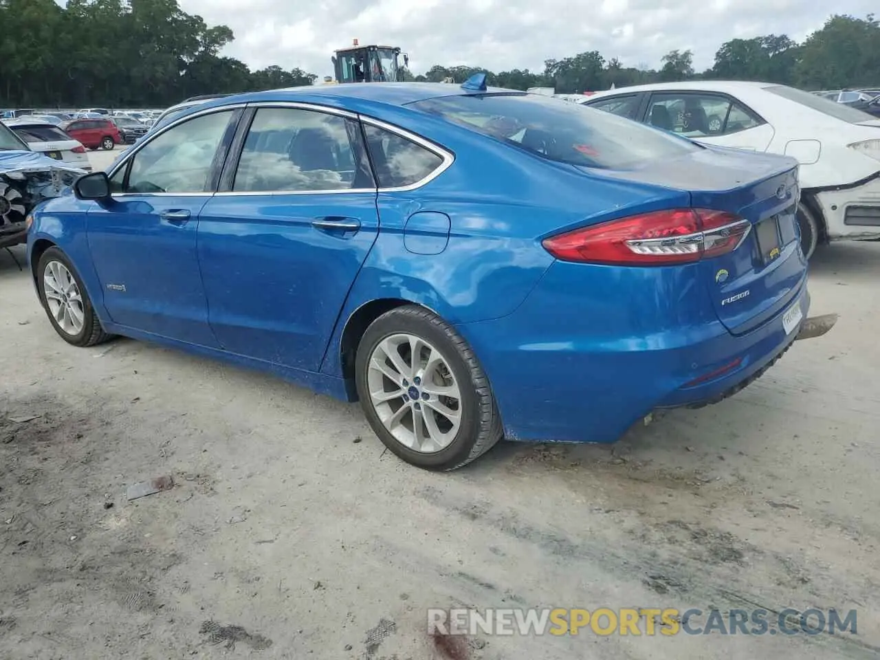 2 Photograph of a damaged car 3FA6P0MU6KR139156 FORD FUSION 2019