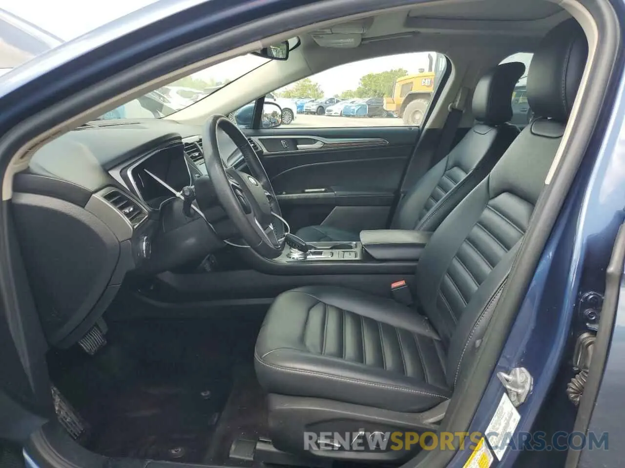 7 Photograph of a damaged car 3FA6P0MU7KR123029 FORD FUSION 2019