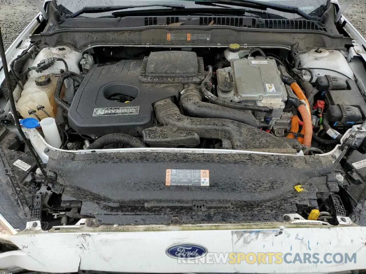 13 Photograph of a damaged car 3FA6P0MU7KR256387 FORD FUSION 2019