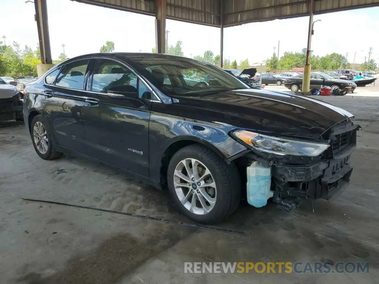 4 Photograph of a damaged car 3FA6P0MU8KR167010 FORD FUSION 2019