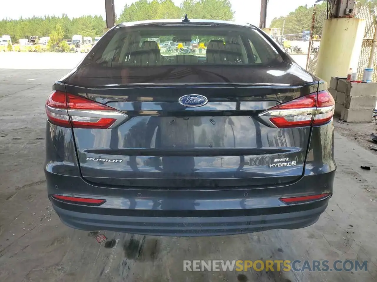 6 Photograph of a damaged car 3FA6P0MU8KR167010 FORD FUSION 2019